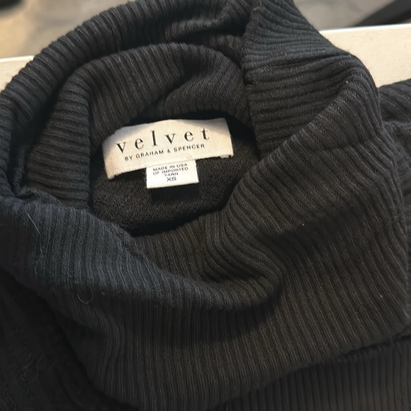 Velvet by Graham Turtleneck sleeveless waffle knit sweater, size XS - Picture 10 of 11